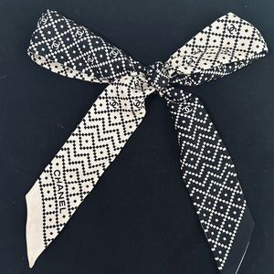 Authentic Chanel Twilly